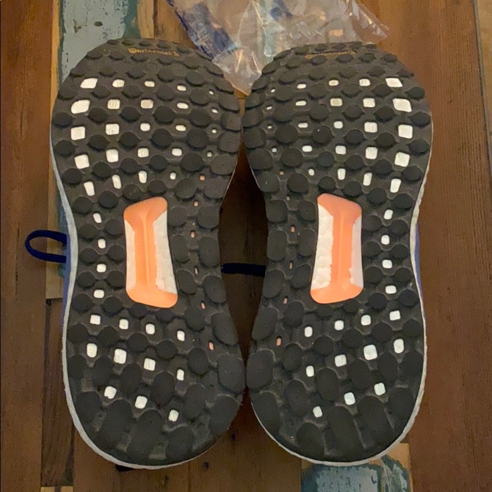 Like New! Women’s Adidas Solar Glide ST Stability Running Shoes - Picture 7 of 8